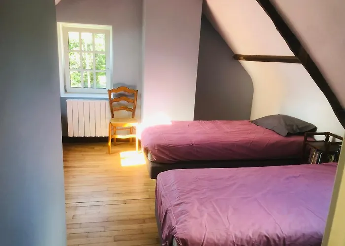 Carnac: Maison Chaleureuse, Calme Proche Plages