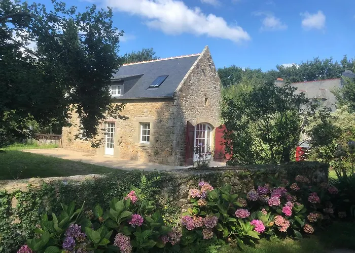 Carnac: Maison Chaleureuse, Calme Proche Plages